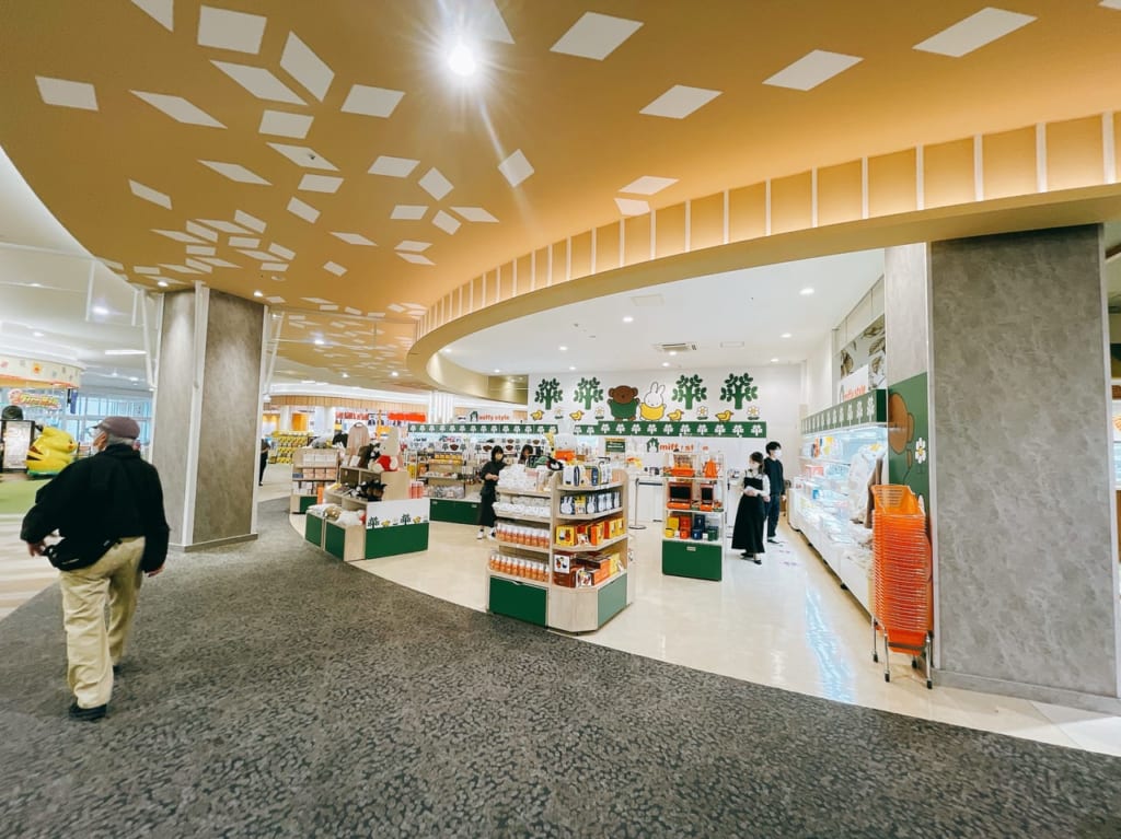 2022年10月8日にミッフィースタイルがイオンレイクタウンに開店しました。