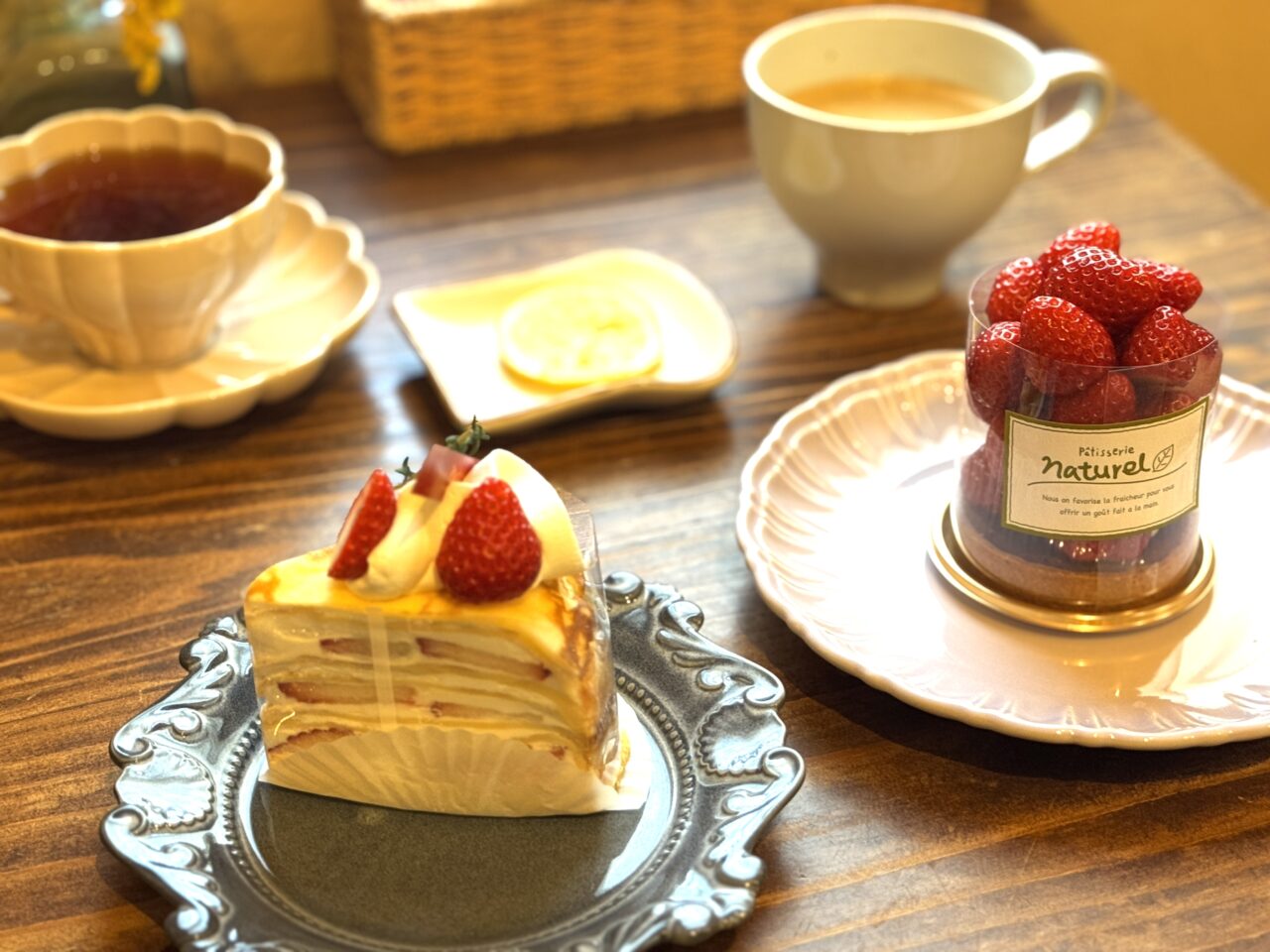 越谷にあるケーキ屋さんパティスリーナチュレルではミモザが満開