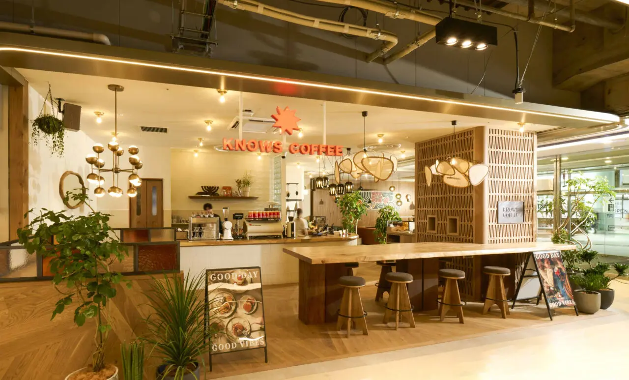 越谷イオンレイクタウンにコナズコーヒーの新業態KNOWS COFFEEがオープン予定、2号店、ハワイアンカフェ