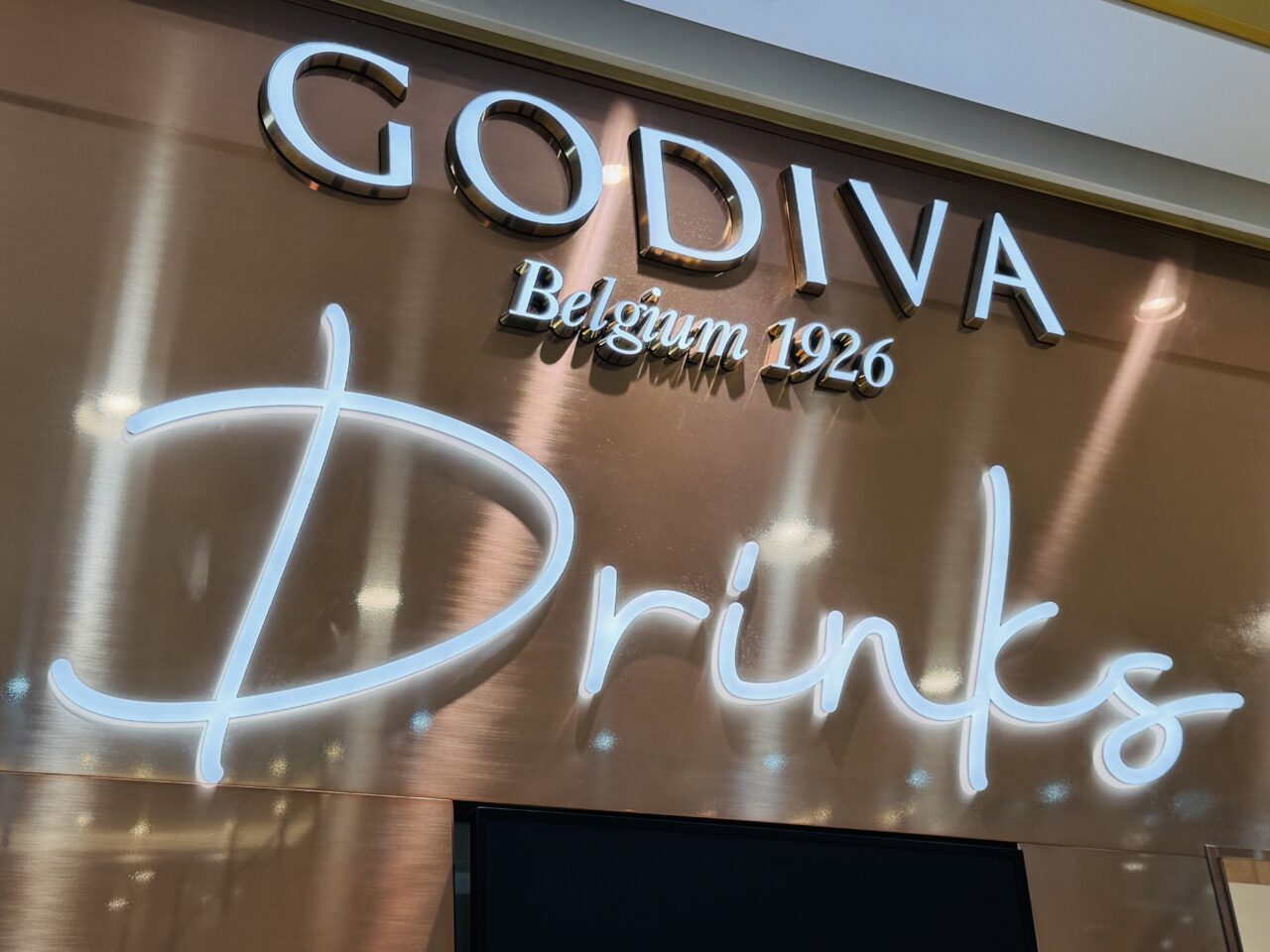 ゴディバショコリキサー1杯買うと1杯プレゼント