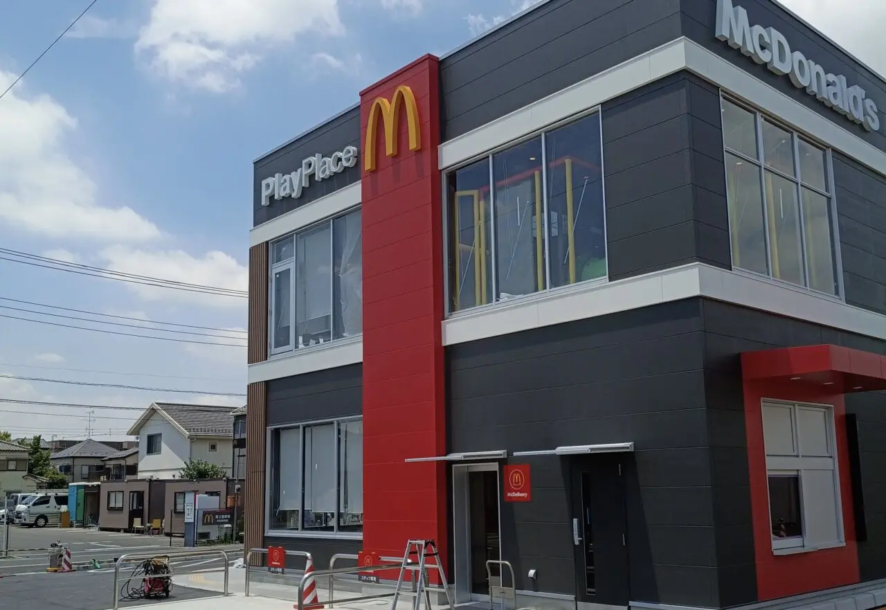 リニューアルオープンしたマクドナルド越谷南店