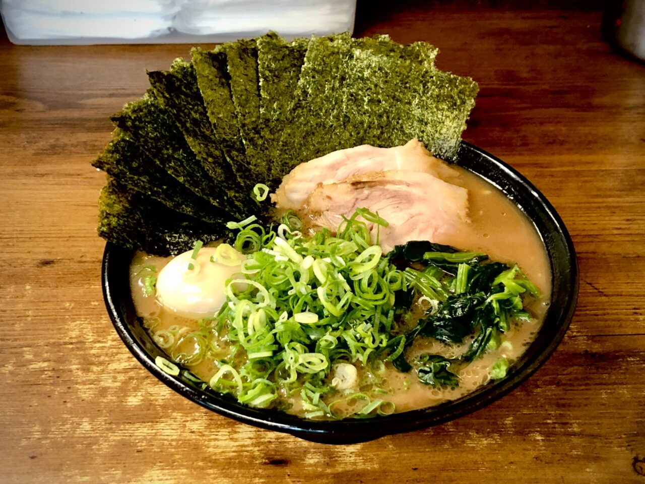 家系ラーメンのとの丸家が破産のため閉店