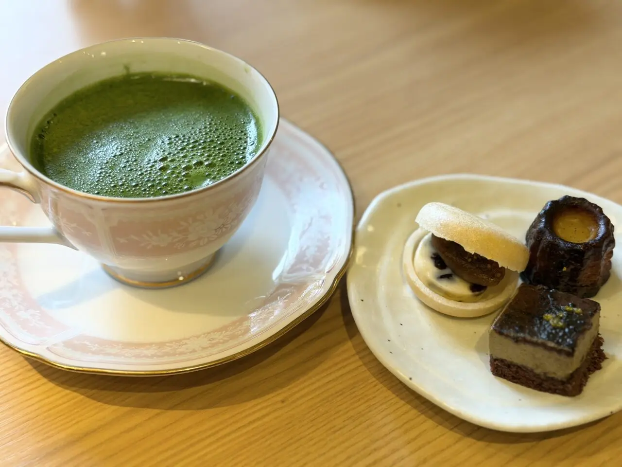 かにとしゃぶ、源氏総本店のアフタヌーンティ